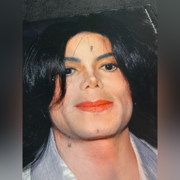 Michael Jackson A Tribute Word Up Magazine The Greatest Entertainer Of All Time! - Picture 4 of 4